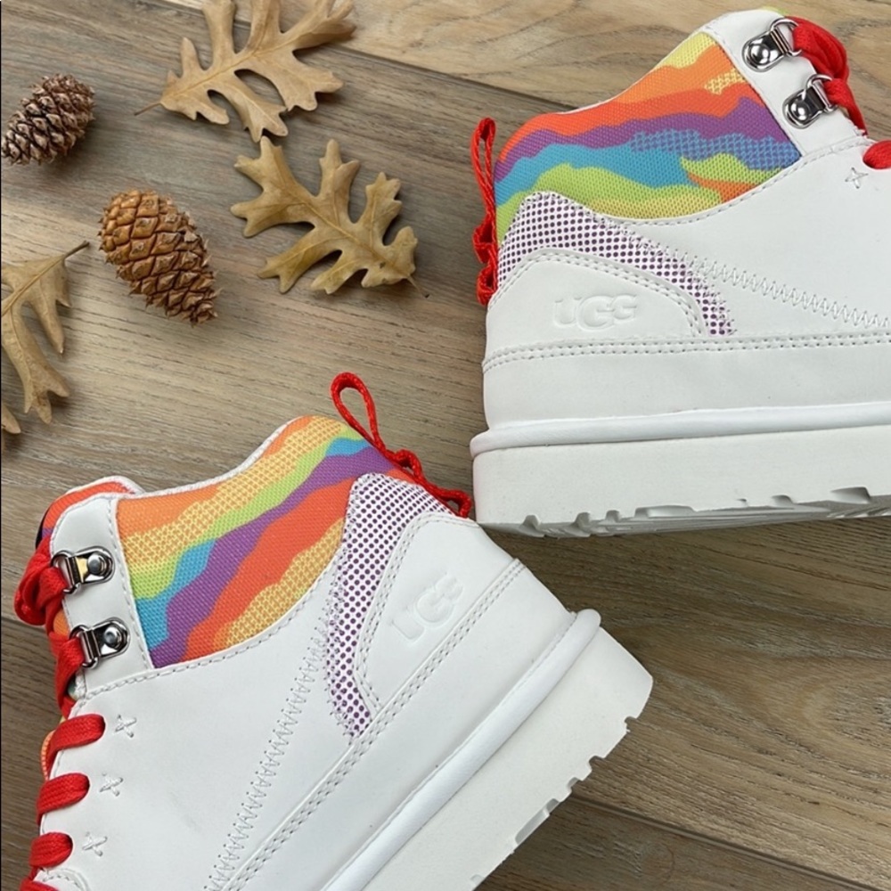 🌿UGG🌿 PRIDE HIGHLAND HI CALI COLLAGE SHOES - Picture 15 of 16
